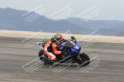 media/Nov-15-2025-Race Pace (Sat) [[8de605a2d8]]/Verified Riders/Bowl (1020am)/